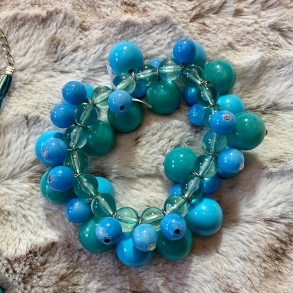 NWT Set of 2 Blue Baubles Bracelet and Necklace - Picture 4 of 6